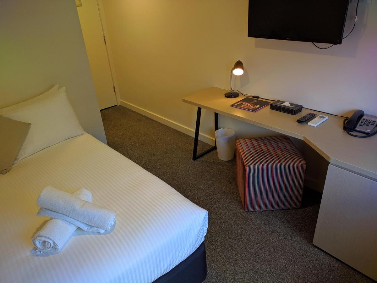 Small Room Double Bed,1685060303:JPEG