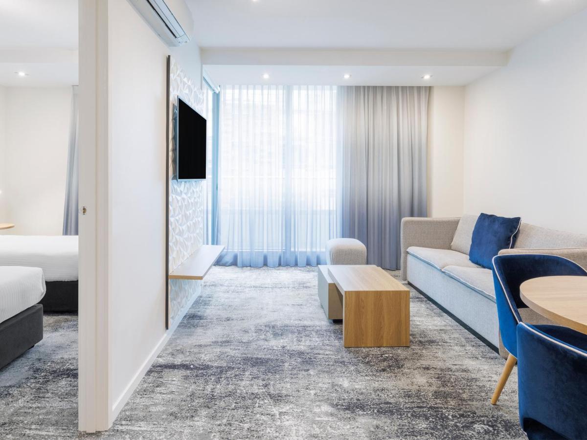 One-Bedroom Apartment,1295712967:JPEG