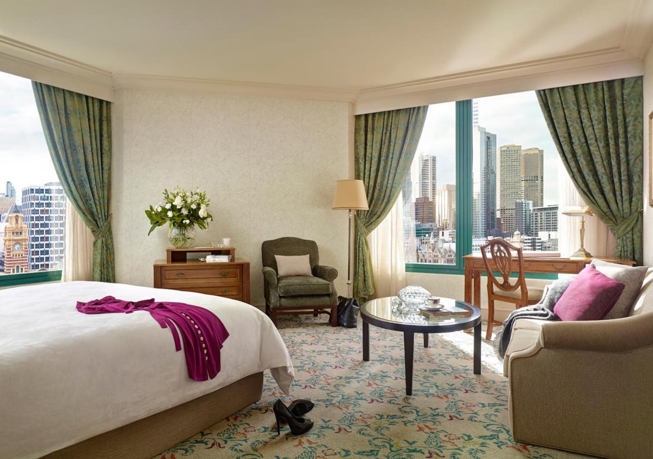 Executive Eckzimmer mit Kingsize-Bett und Flussblick