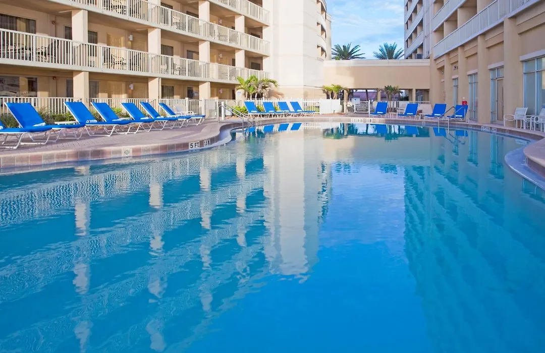 Crowne Plaza Melbourne-Oceanfront By Ihg-1