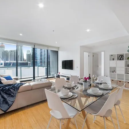 Waterfront Melbourne Apartments-3